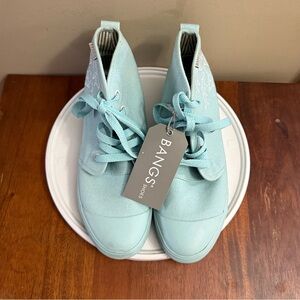 NWT BANGS Shoes Sky & Sea to Sky High Tops Size 6